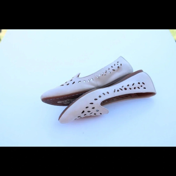 Born flats - Picture 4 of 7